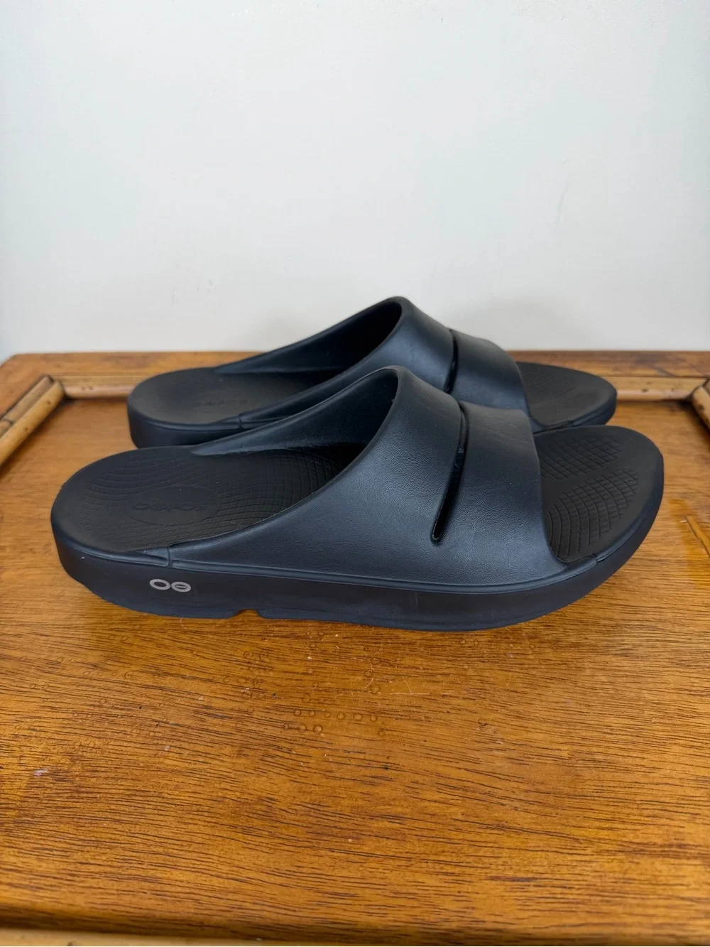OOFOS OOahh Men’s Recovery Slide Sandals Black Size 10